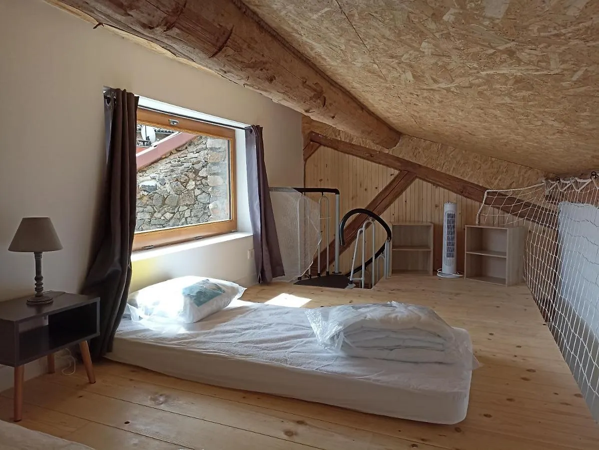 Gite De Groupe L'Estable Lavoute-Chilhac Holiday home